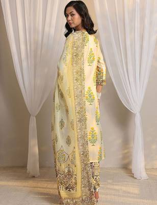 off white floral printed chanderi silk straight suit set with dupatta 4
