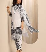 women floral printed regular kurta with trousers & with dupatta
