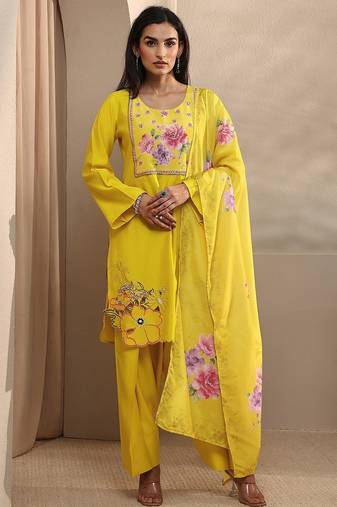 women floral printed regular kurta with patiala & with dupatta