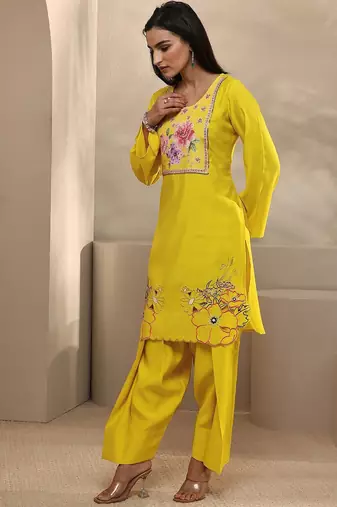 women floral printed regular kurta with patiala & with dupatta