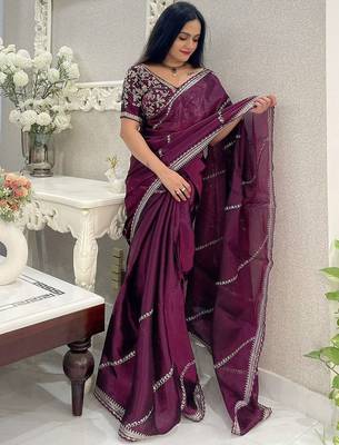 Burgundy embellished sequinned organza leheriya saree 2