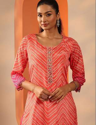 women leheriya printed regular mirror work kurta with palazzos & with dupatta 3