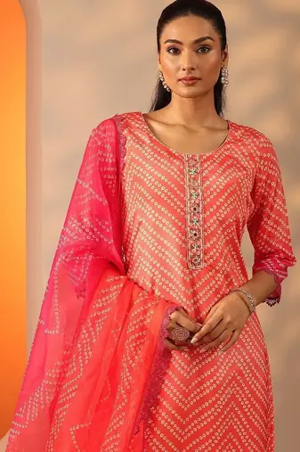 women leheriya printed regular mirror work kurta with palazzos & with dupatta