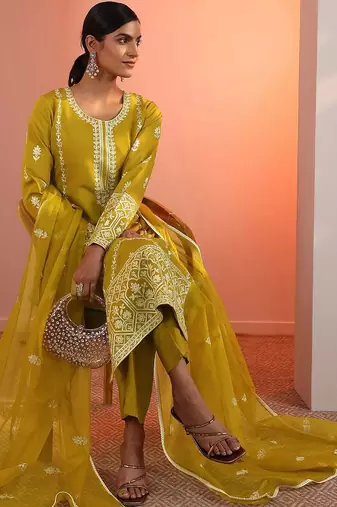 floral embroidered round neck sequinned straight kurta with trousers & dupatta