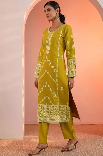 floral embroidered round neck sequinned straight kurta with trousers & dupatta