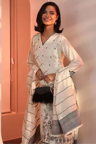 women woven design embroidered kurta with trousers & dupatta
