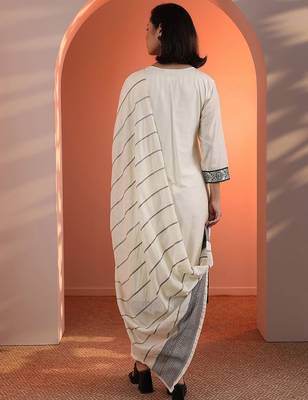 women woven design embroidered kurta with trousers & dupatta 5