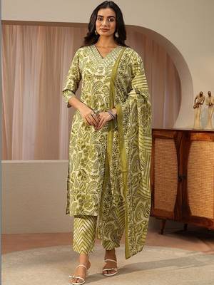green paisley printed cotton straight suit set 6