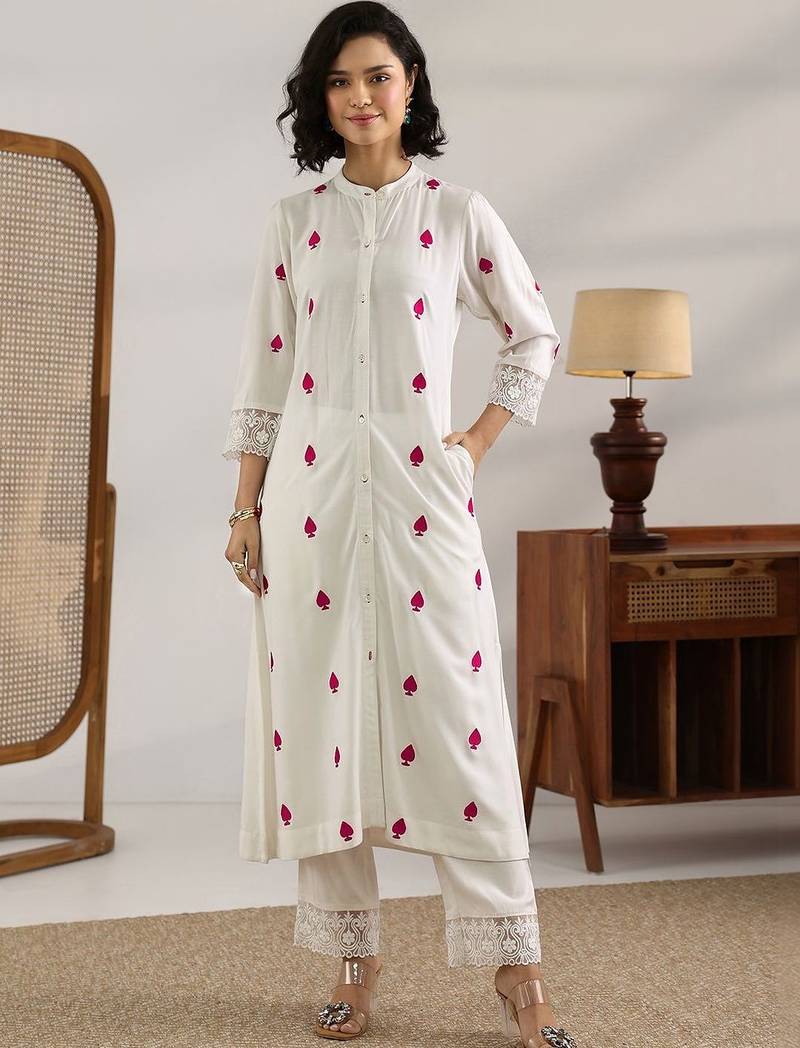 women ethnic motifs embroidered regular thread work kurta with trousers