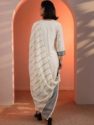 women ethnic motifs printed regular kurta with trousers & with dupatta 5