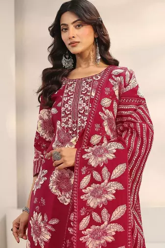 women floral printed regular thread work kurta with trousers & with dupatta