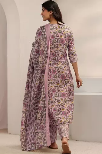 women floral printed regular thread work kurta with trousers & with dupatta
