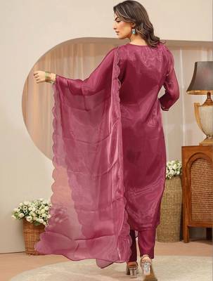 libas maroon yoke design tissue straight suit set 7