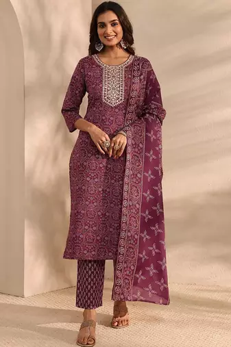 women ethnic motifs printed regular thread work kurta with trousers & with dupatta