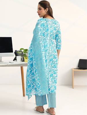 women floral printed regular kurta with trousers & with dupatta 3