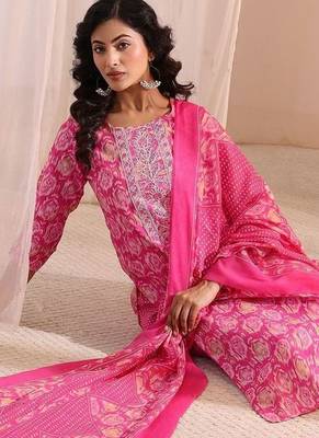 women ethnic motifs printed regular kurta with trousers & with dupatta 6