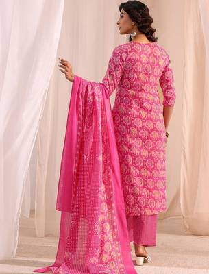 women ethnic motifs printed regular kurta with trousers & with dupatta 7