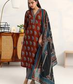 women ethnic motifs printed regular cotton blend kurta with trousers & with dupatta