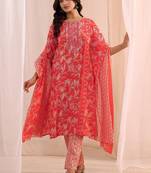 women floral printed regular thread work kurta with trousers & with dupatta