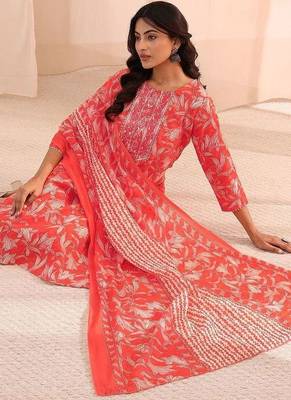 women floral printed regular thread work kurta with trousers & with dupatta 7