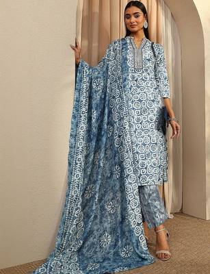 women ethnic motifs printed regular thread work kurta with trousers & with dupatta 1