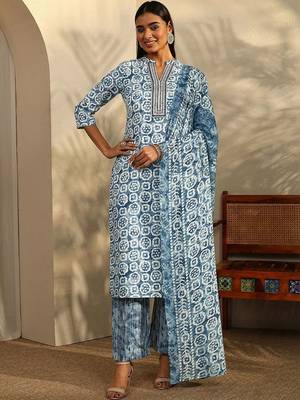 women ethnic motifs printed regular thread work kurta with trousers & with dupatta 4
