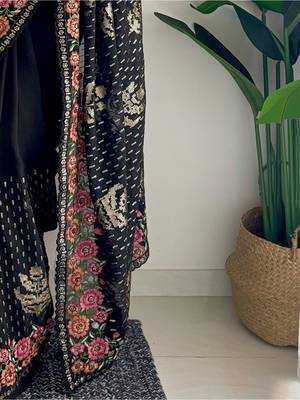 Black embellished sequinned  georgette saree 5