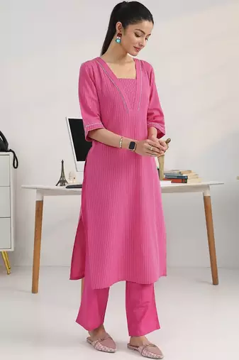 women regular kurta with salwar & with dupatta