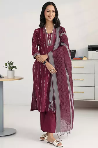 women printed regular kurta with trousers & with dupatta
