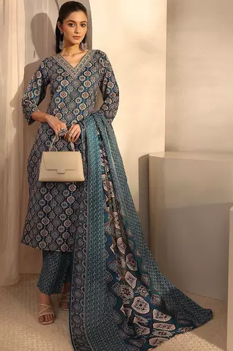 women ethnic motifs printed regular thread work kurta with trousers & with dupatta