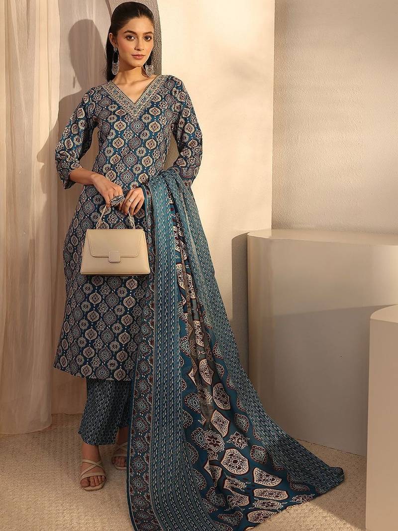 women ethnic motifs printed regular thread work kurta with trousers & with dupatta