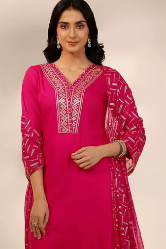 women ethnic motifs embroidered regular kurta with trousers & with dupatta