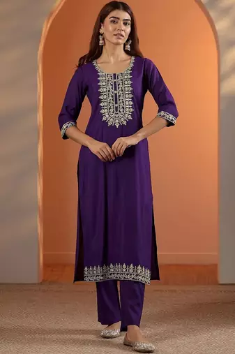 women ethnic motifs embroidered regular thread work kurta with trousers