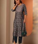 women ethnic motifs printed regular thread work kurta with trousers
