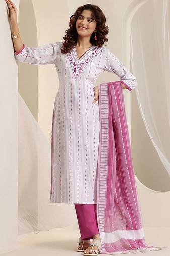 women printed regular thread work kurta with trousers & with dupatta
