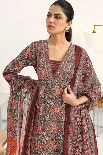 women ethnic motifs printed regular kurta with trousers & with dupatta