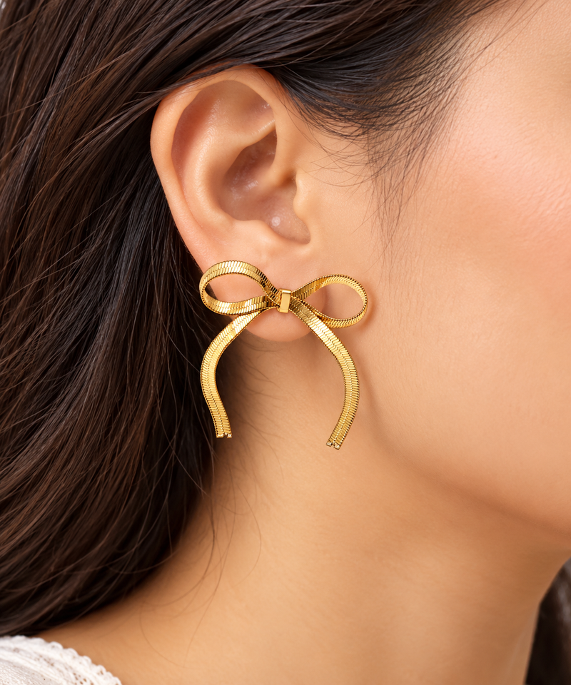 Gold bow stud earrings, herringbone chain, anti-tarnish