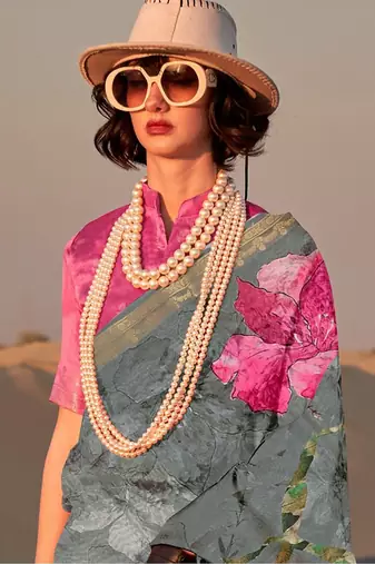 Grey floral zari tissue sungudi saree