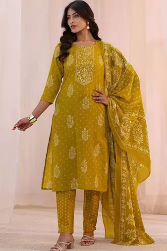 women ethnic motifs printed regular kurta with trousers & with dupatta