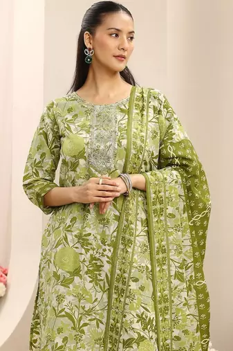 women floral printed regular thread work kurta with trousers & with dupatta