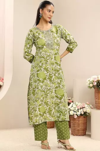 women floral printed regular thread work kurta with trousers & with dupatta