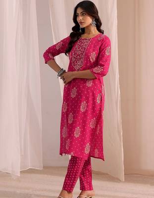 women ethnic motifs printed regular kurta with trousers & with dupatta 3