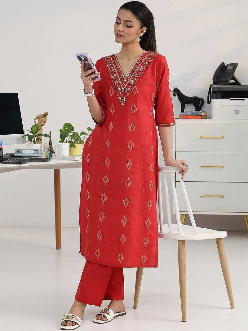 women ethnic motifs printed regular thread work kurta with trousers