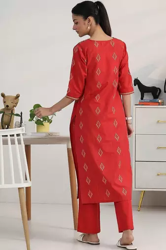 women ethnic motifs printed regular thread work kurta with trousers
