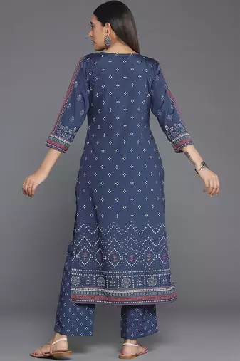 women ethnic motifs printed regular kurta with trousers