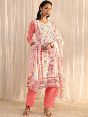 libas peach floral printed straight suit set with dupatta 2