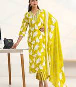women ethnic motifs printed regular cotton blend kurta with trousers & with dupatta