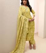 women ethnic motifs printed regular thread work kurta with trousers & with dupatta