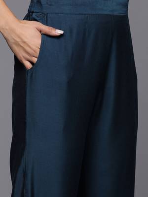 women woven design self design kurta with trousers & dupatta 3