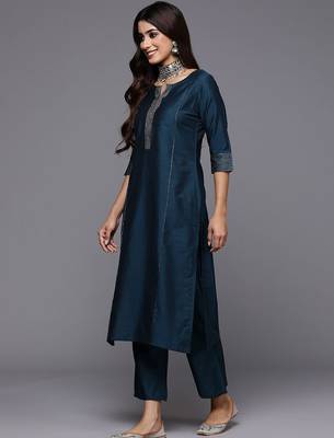 women woven design self design kurta with trousers & dupatta 5